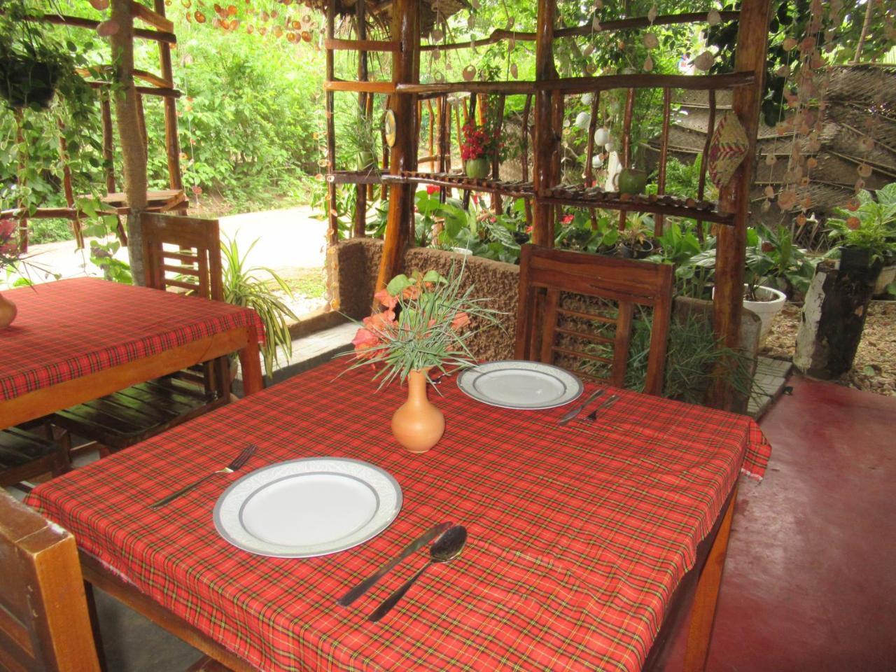 Timasha Home Stay Tangalle Bagian luar foto